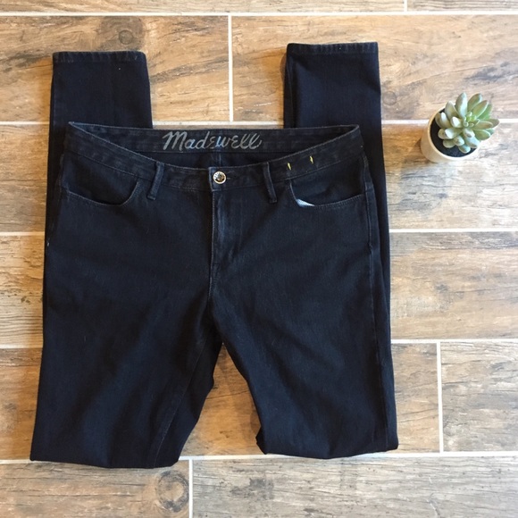 Madewell Denim - Madewell Mid-Rise Skinny Black Jeans. Size 8